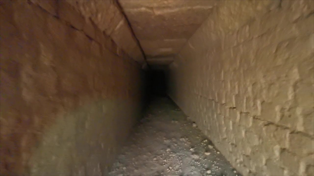 Anfiteatro Romano di Volterra - Il tunnel sotto l'ingresso.