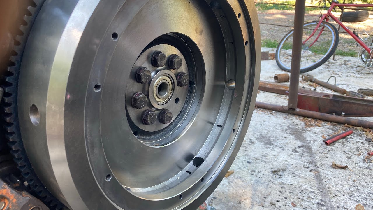 How to install clutch assembly on IH 674