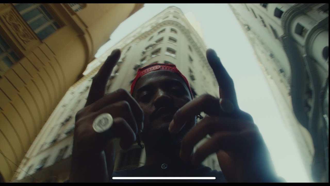 4. Solo (Videoclipe oficial)