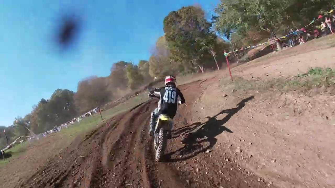first time racing a 1990 CR500 !