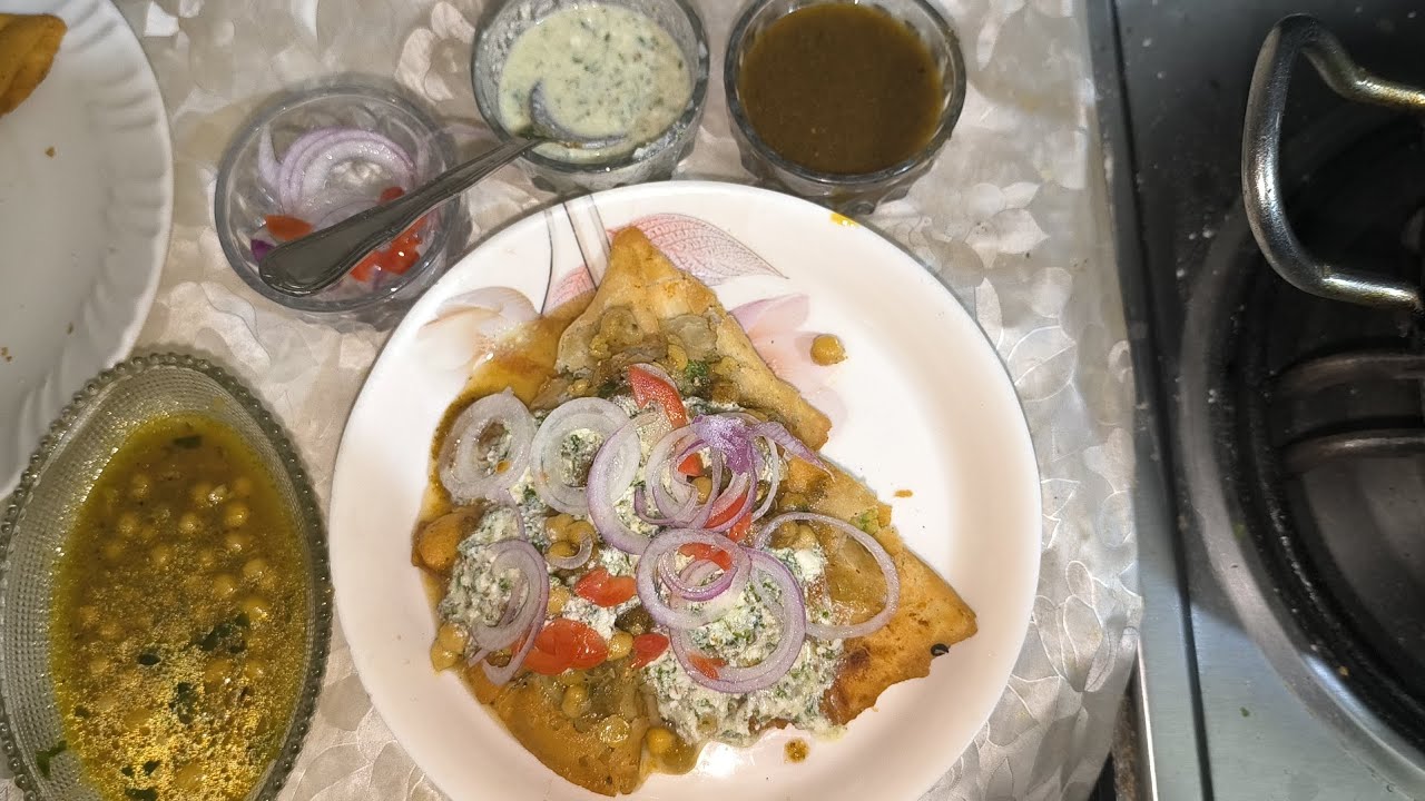 چٹخارے  دھار سموسے