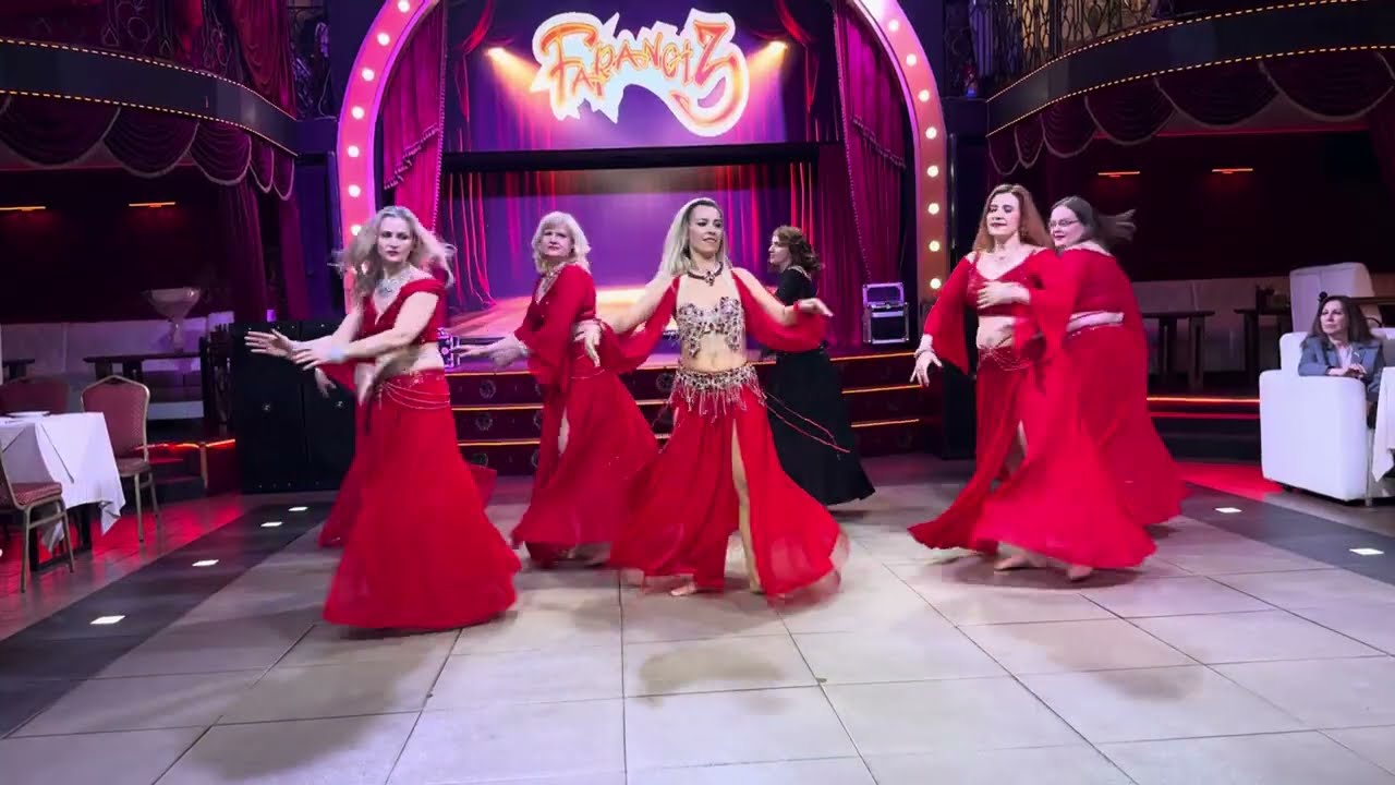 Группа Алия, руководитель и постановщик Юлия Борисова. Тараб.