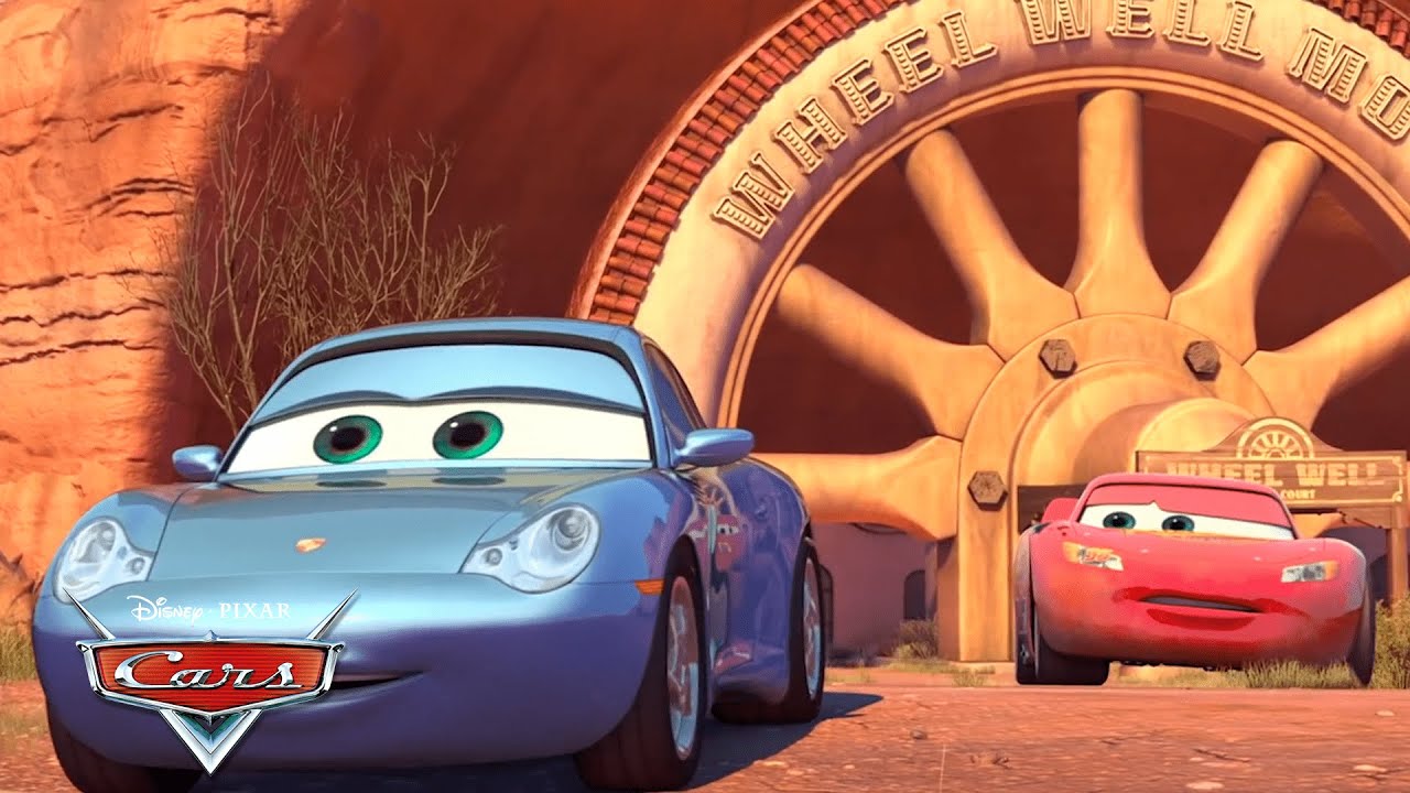 ¡Antes y Después del Wheel Well Hotel! | Pixar Cars