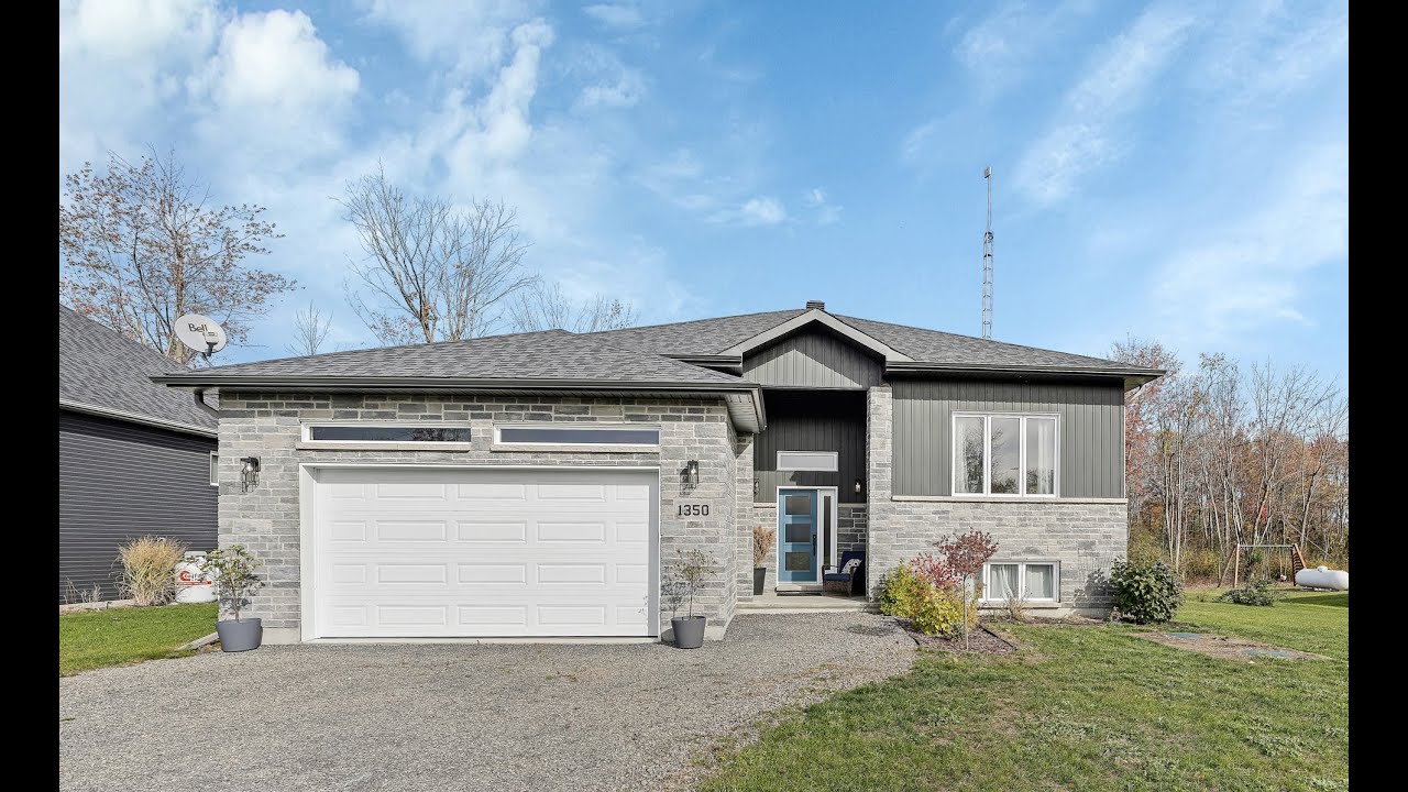 1350 Country Lane