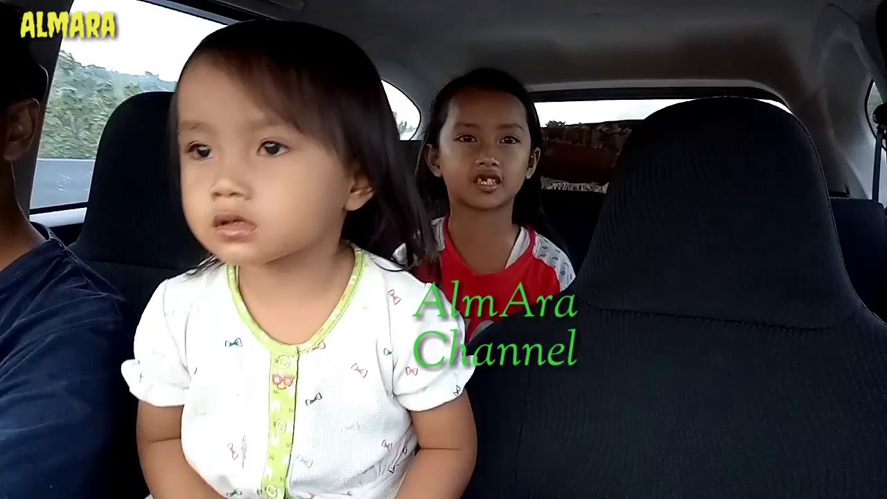 Vlog AlmAra 🚐 Perjalanan Kebandung
