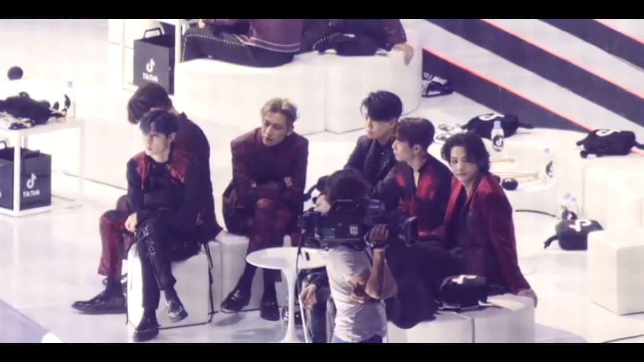 got7 reaction to bts mikrokosmos + amazing fanchant | gda 2020