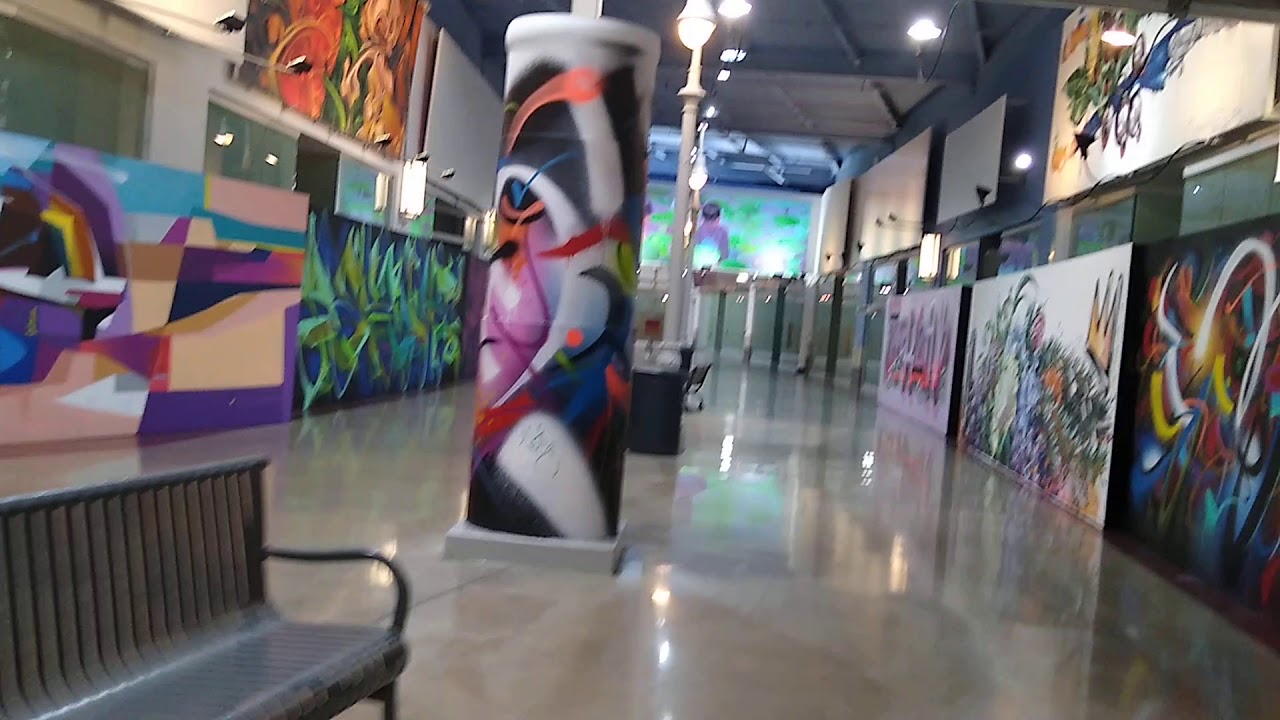 DYING INDOOR SHOPPING MALL - PRIZM MALL, PRIMM NEVADA - WALKING TOUR - 80 PERCENT OF MALL IS EMPTY!