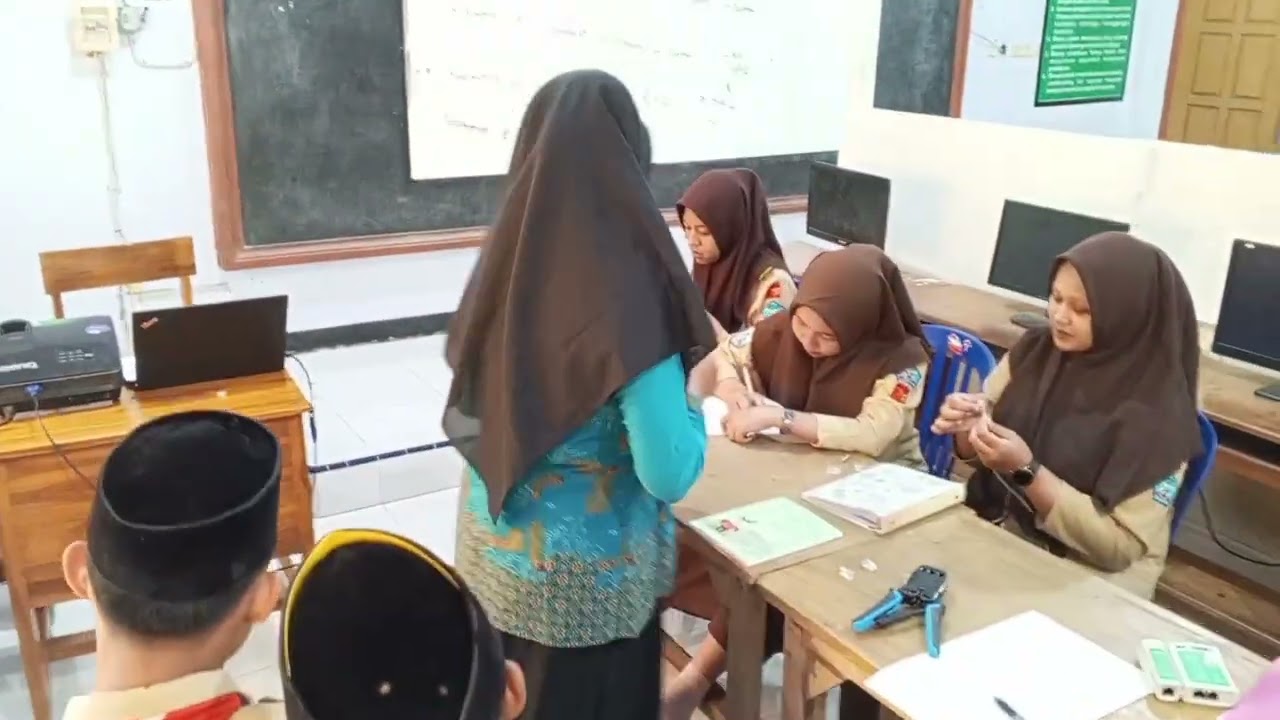 Vidioedit Lia Apriliani A971240467