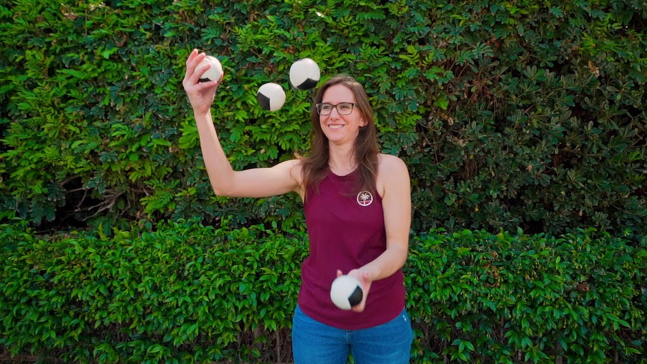 trying a 4 BALL FACTORY juggling trick