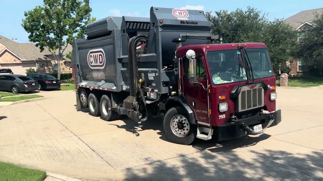 Community Waste Disposal: Peterbilt 520 McNeilus ZR Collecting Trash