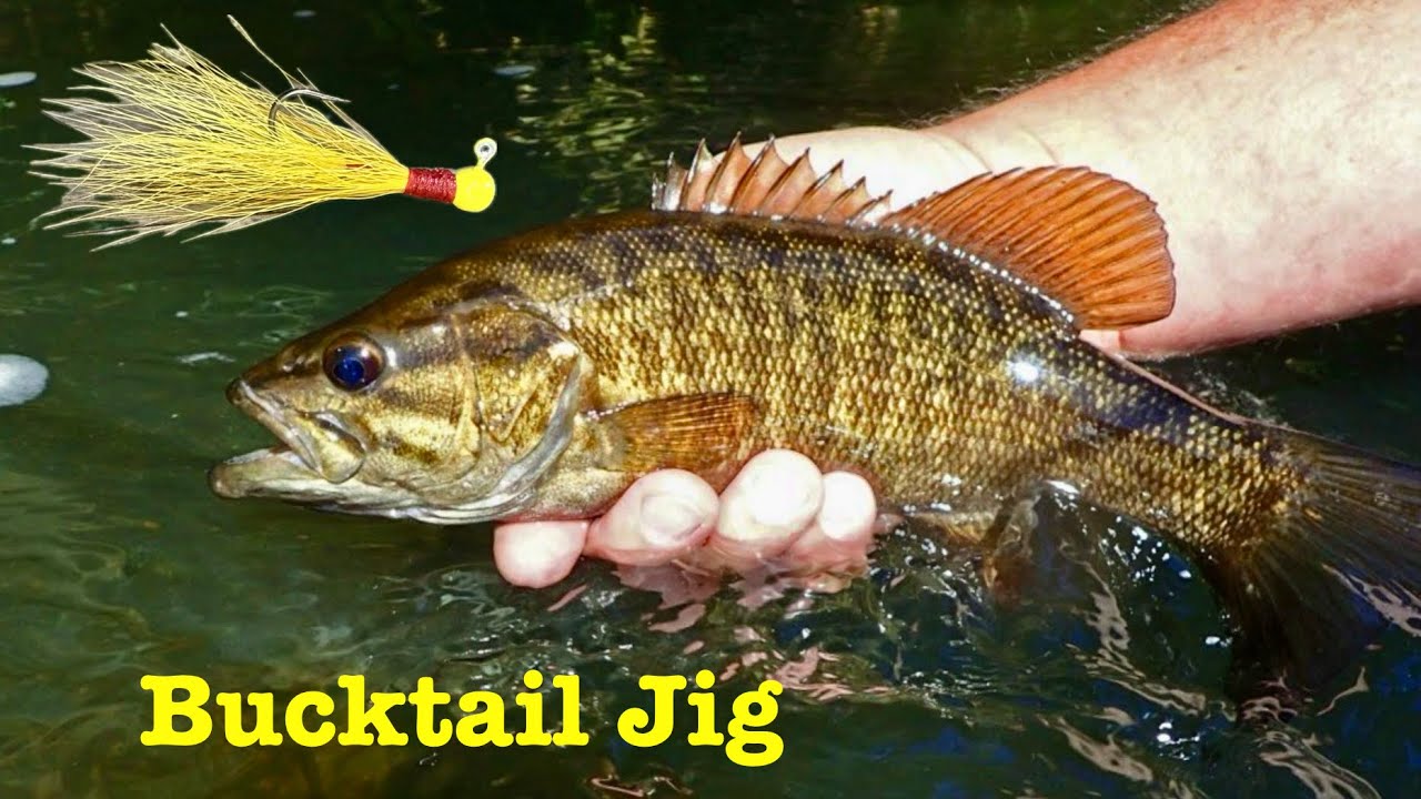 Tie a Classic Bucktail Jig for Smallmouth Bass—It’s Easy!