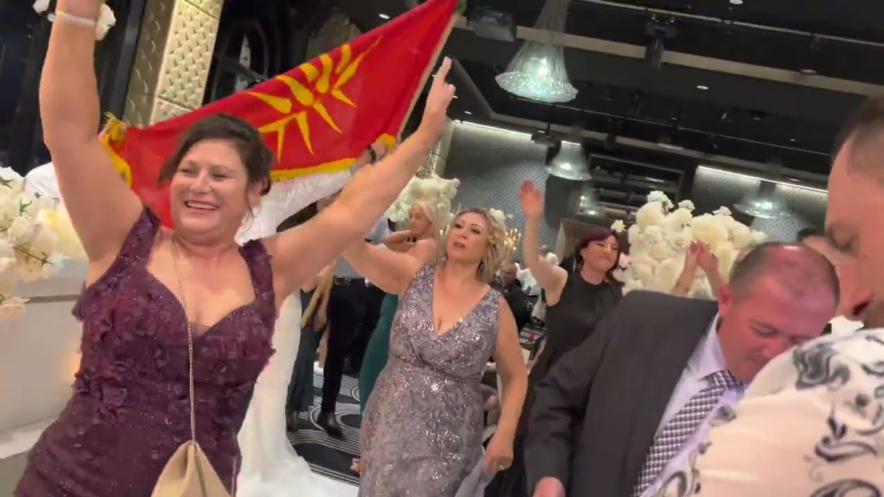 Najvesela svekrva  povesela ne ste videle ( sekoja cest ) -Stojanovski Blagojce Tuse & Despina Band