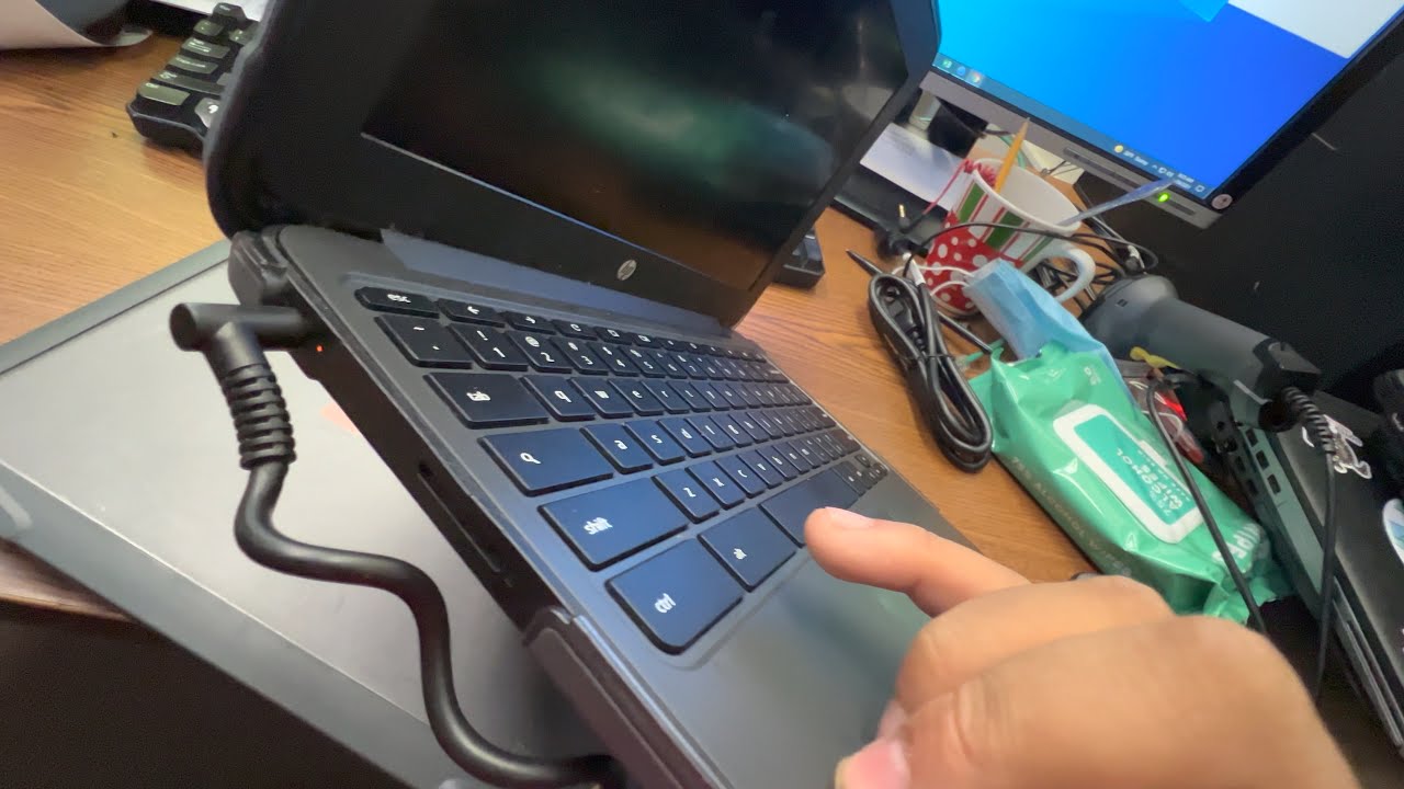 Как устранить неполадки Chromebook, который не включается