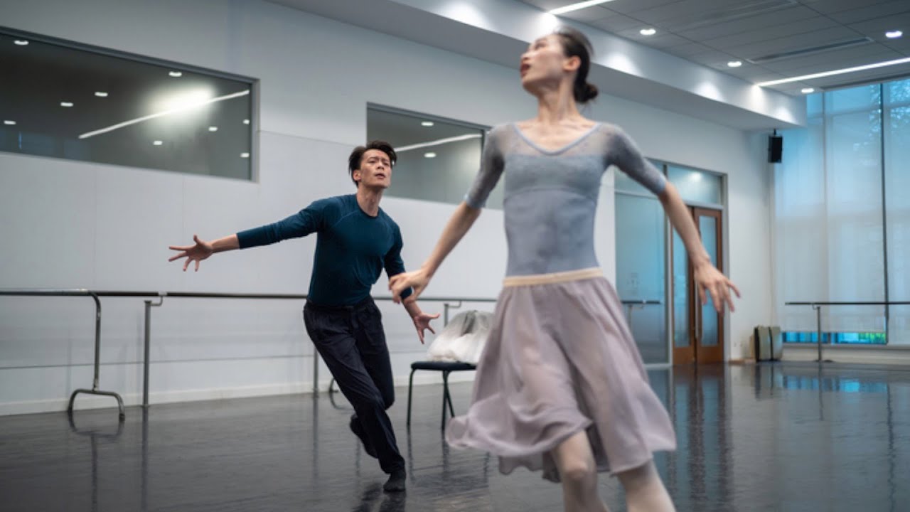 Countdown to Lloyd Webber's musical phenomenon 'Phantom of the Opera' debut as ballet in Shanghai