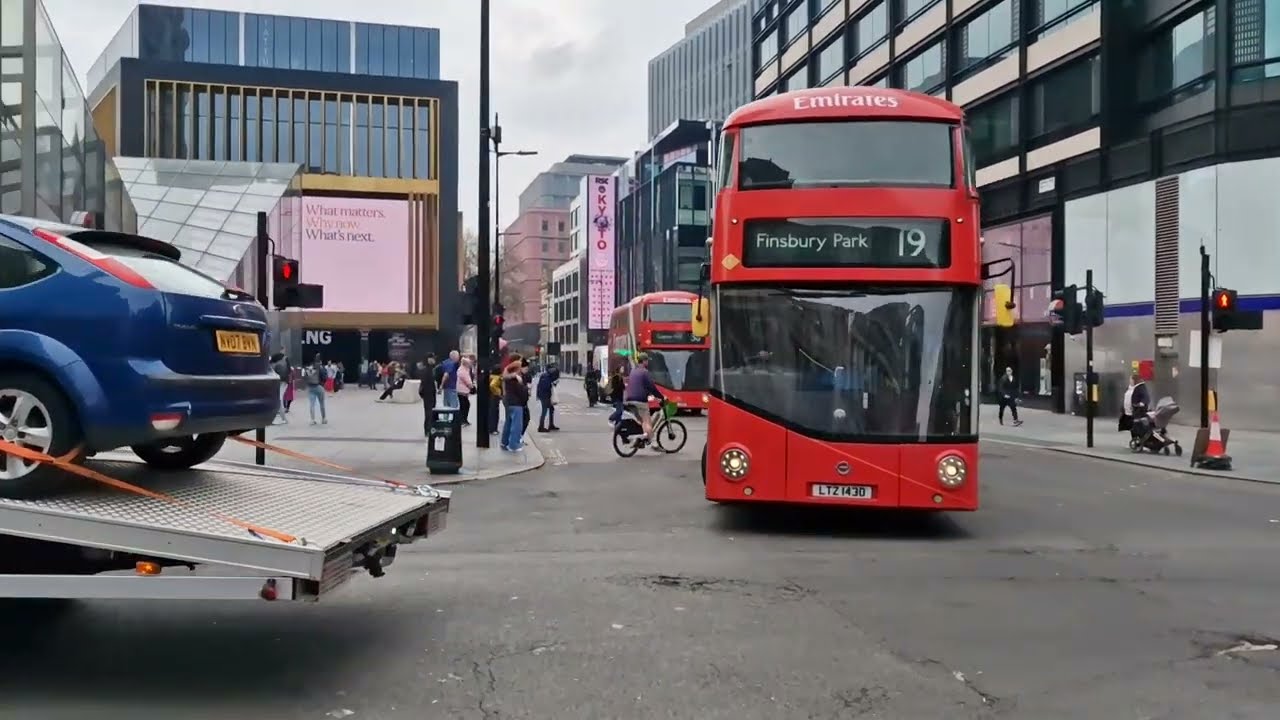 London Buses around TOTTENHAM COURT ROAD STATION (2025)