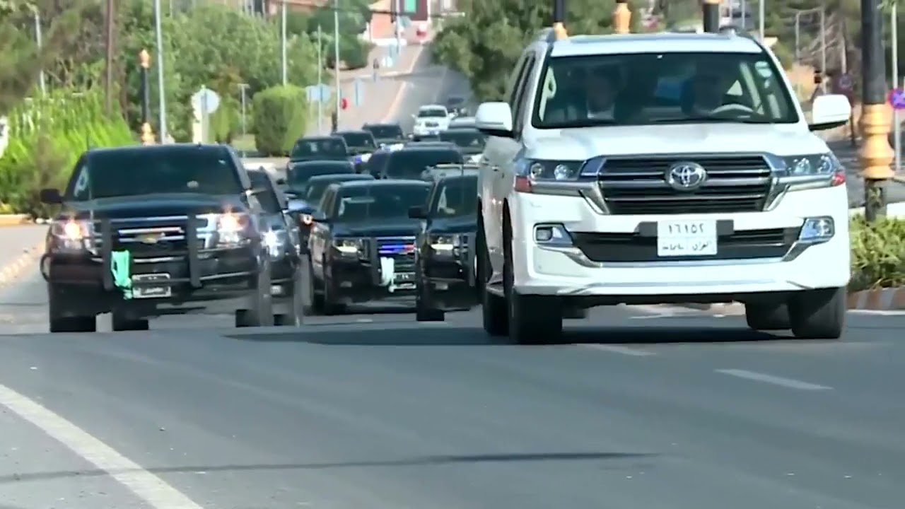 شاندەکەی یەکێتیی لە پیرمام گەڕایەوە قوباد تاڵەبانی شۆفێریی دەکات و بافڵ تاڵەبانی لە تەنیشتیی دانیشت