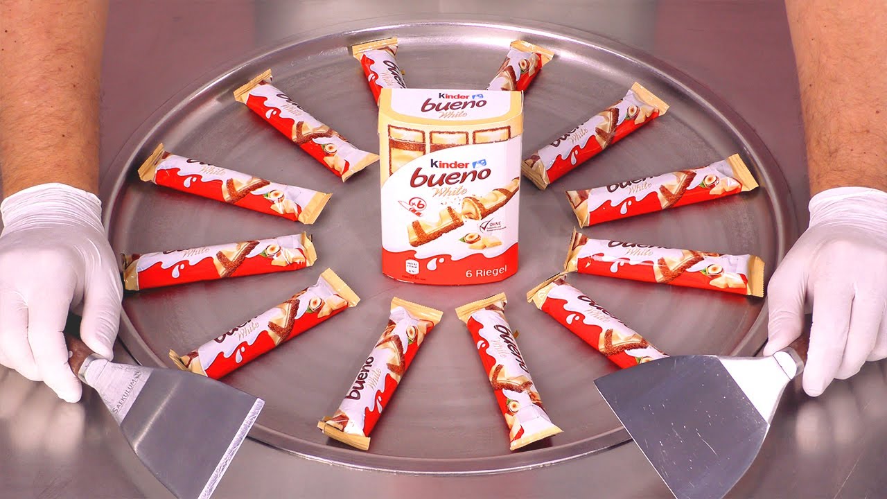 Kinder Bueno White - Ice Cream Rolls | fast ASMR sound & scratching on metal (goosebumps guaranteed)