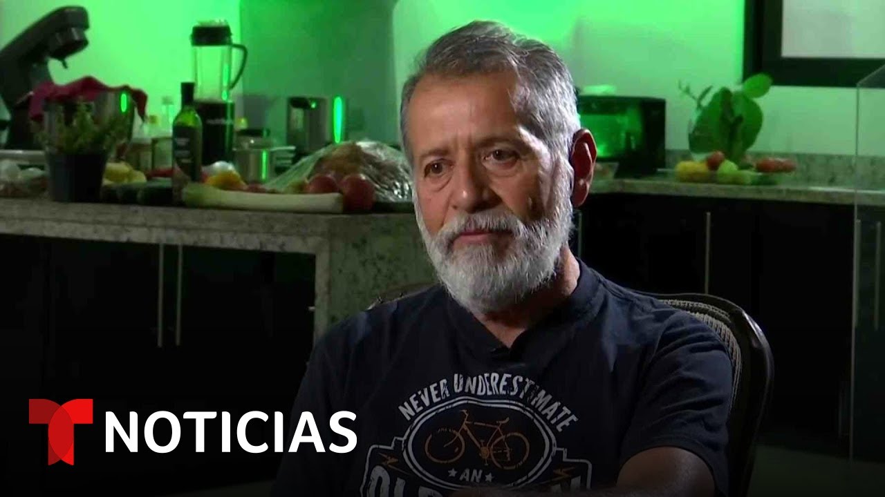 Mexicano deportado tras casi 40 años en EE.UU. intenta salir adelante | Noticias Telemundo
