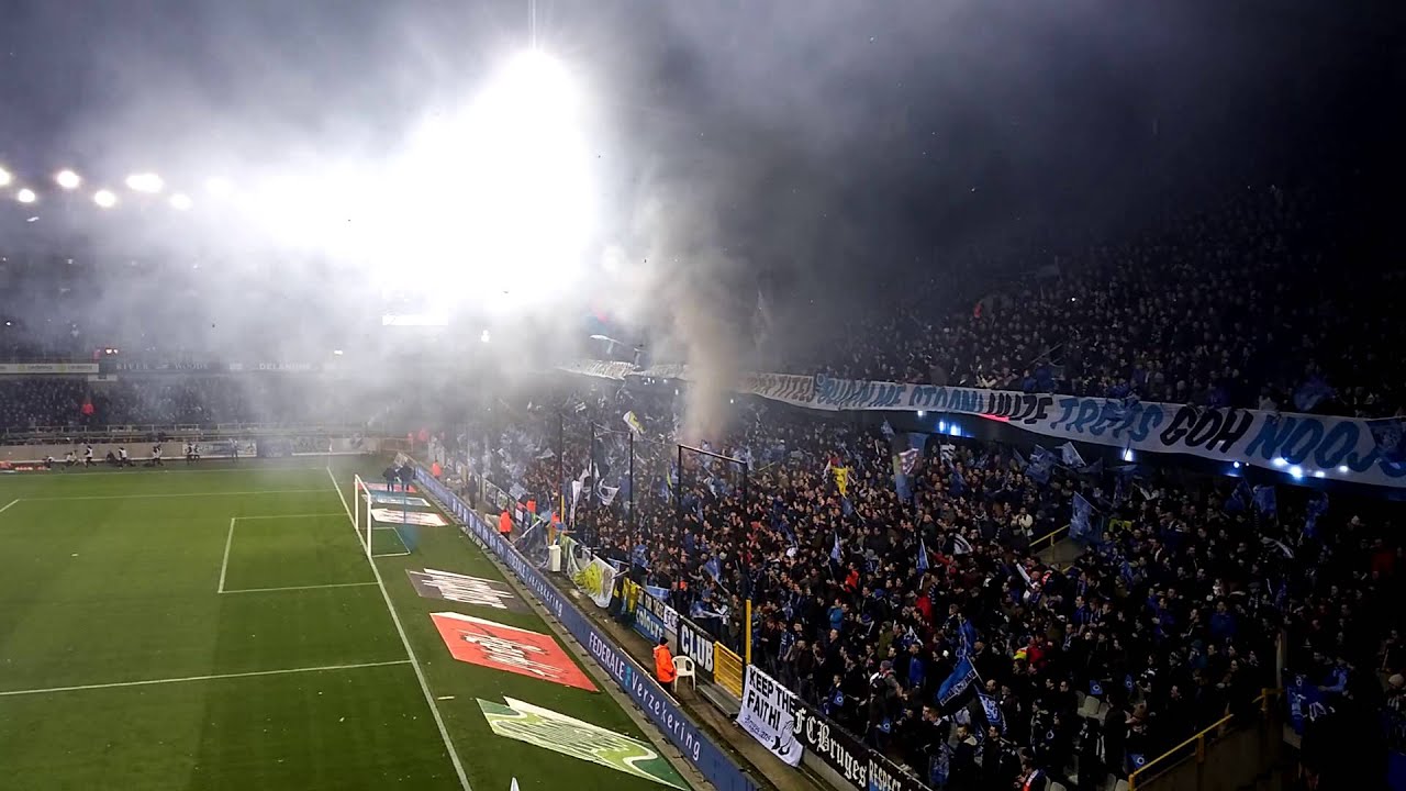 Sfeer voor de aftrap Club Brugge - AA Gent 03/02/2016