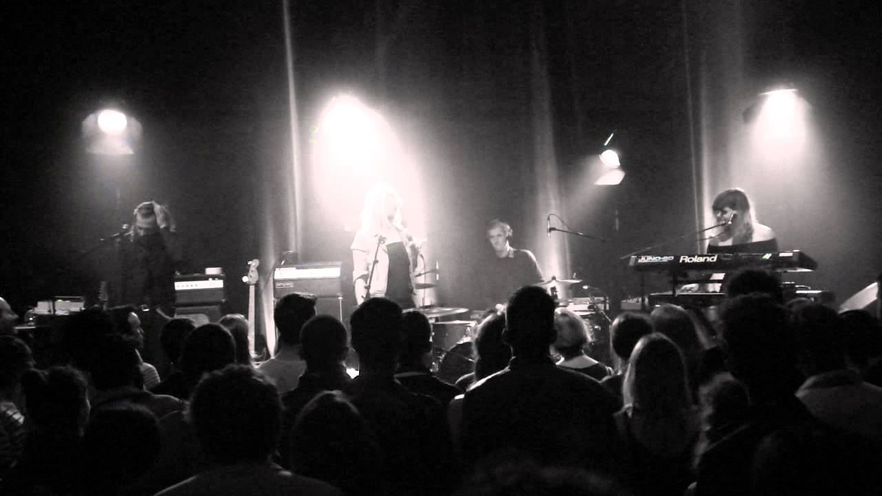 MICKY GREEN - Begin To Fade - Live @ Café de la Danse, Paris - April, 14th 2014