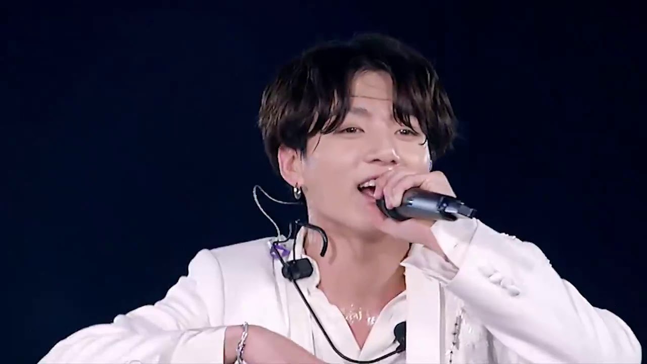 BTS JUNGKOOK singing Airplane Pt2 Acapella @ Speak Yourself Tour In S&atilde;o Paulo Brazil