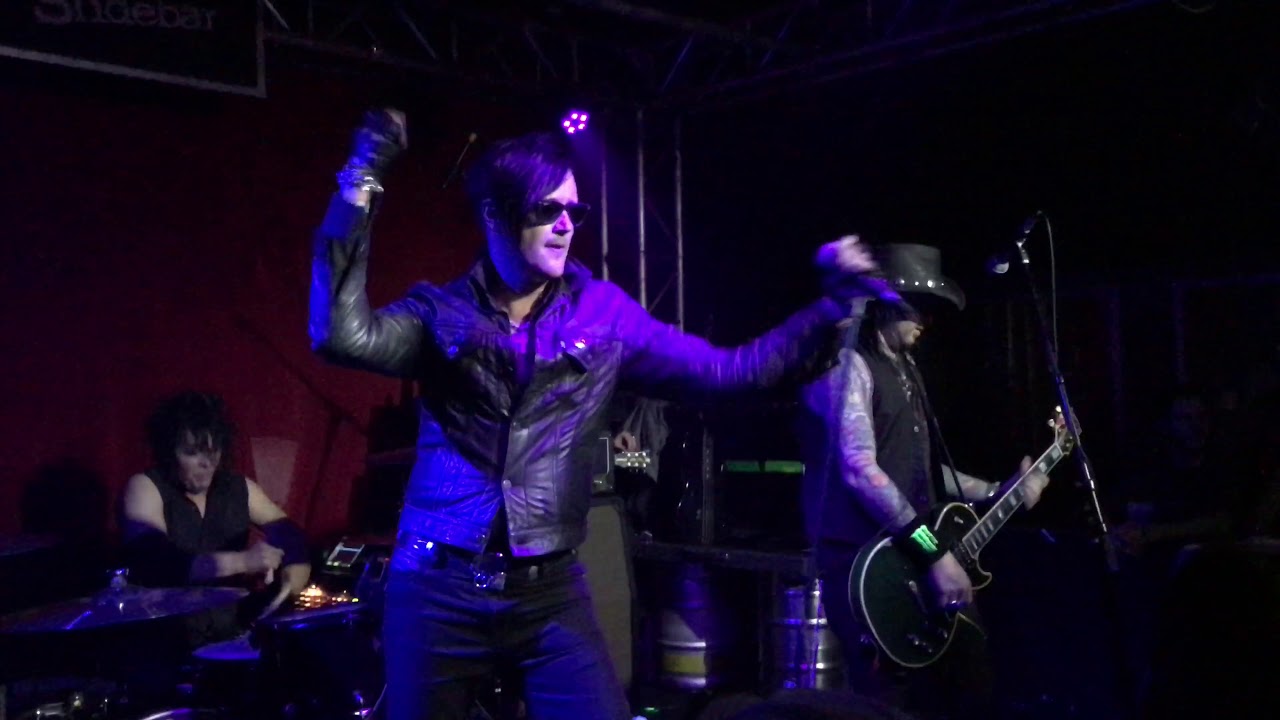 JYRKI 69-People Are Strange @ The Slidebar