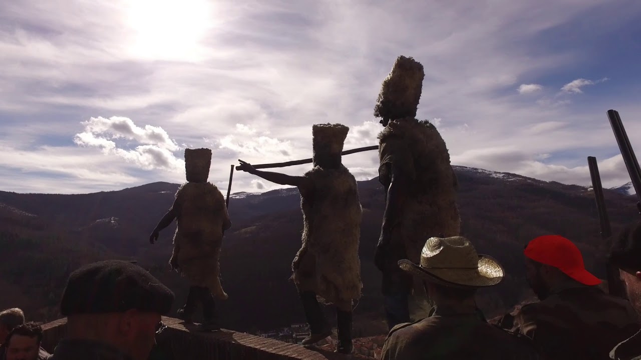 Rushs Être Humain Prats de Mollo fête de l'Ours
