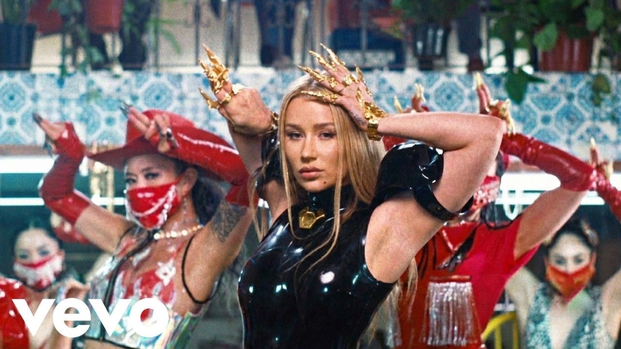 Iggy Azalea - Cashmere Attitude ( Lyrical Music Video ) Fanmade