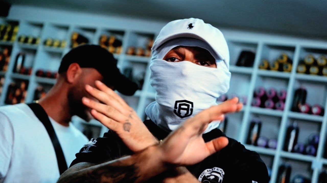 EBK JUNI - DZIKI WSCH&Oacute;D feat. Duke102, WJS (Oficjalny Teledysk)