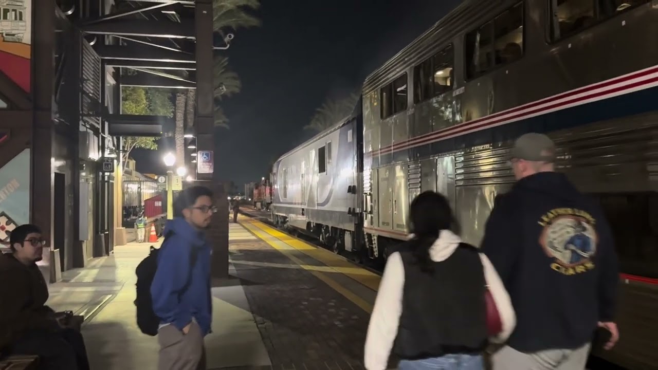 The arrival & departure of Amtrak 785 in Fullerton train station ft Bnsf leaving on 11/22/25