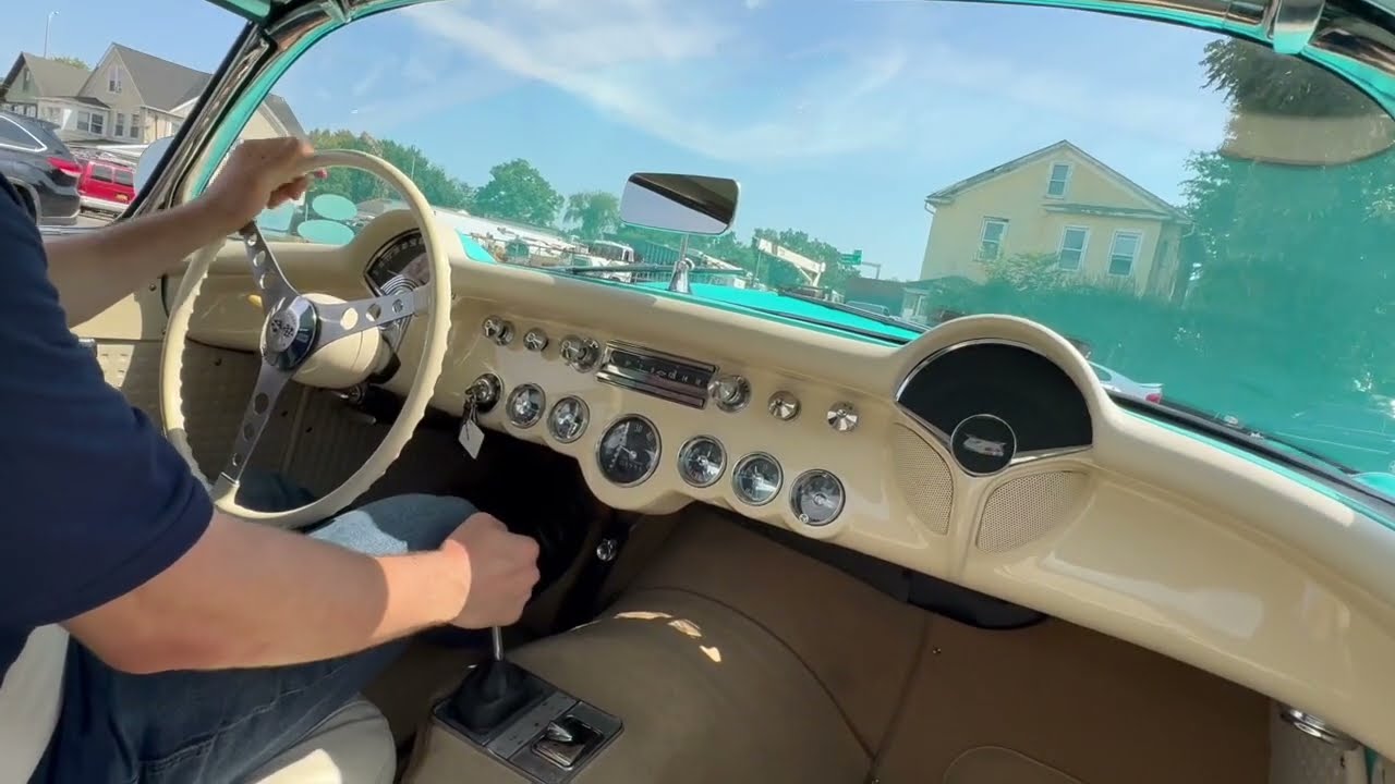 Chevrolet Corvette C1 Driving Video