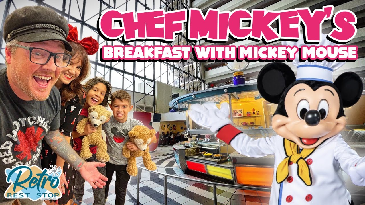 Eating Breakfast With Mickey Mouse At Chef Mickey’s In Disney's Contemporary Resort | Disney Vlog