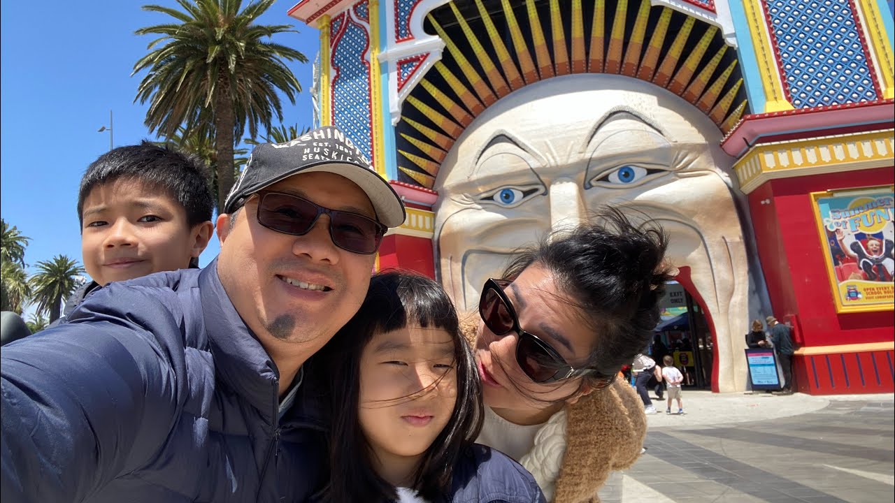 Hi Guys, We’re At: Luna Park Melbourne - St Kilda, Victoria, Australia (1-Jan-2026) -PART 1