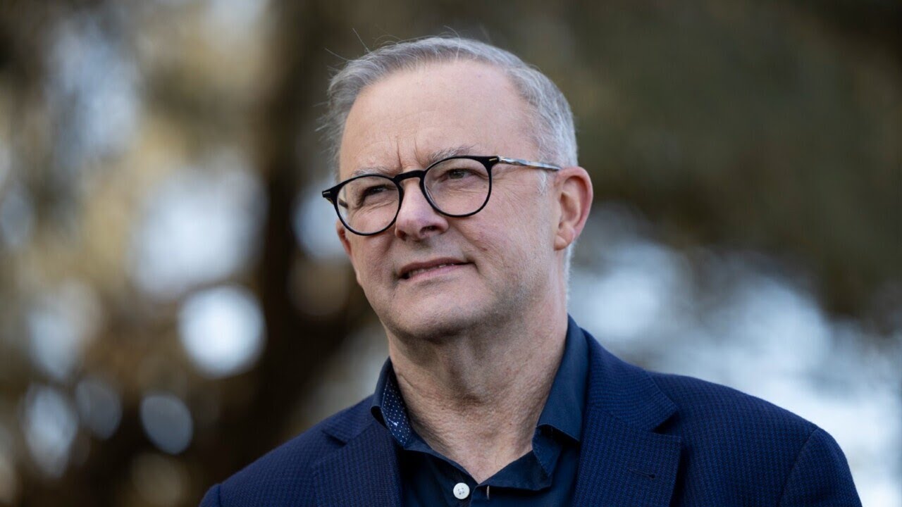 Albanese announces one-off flood payments