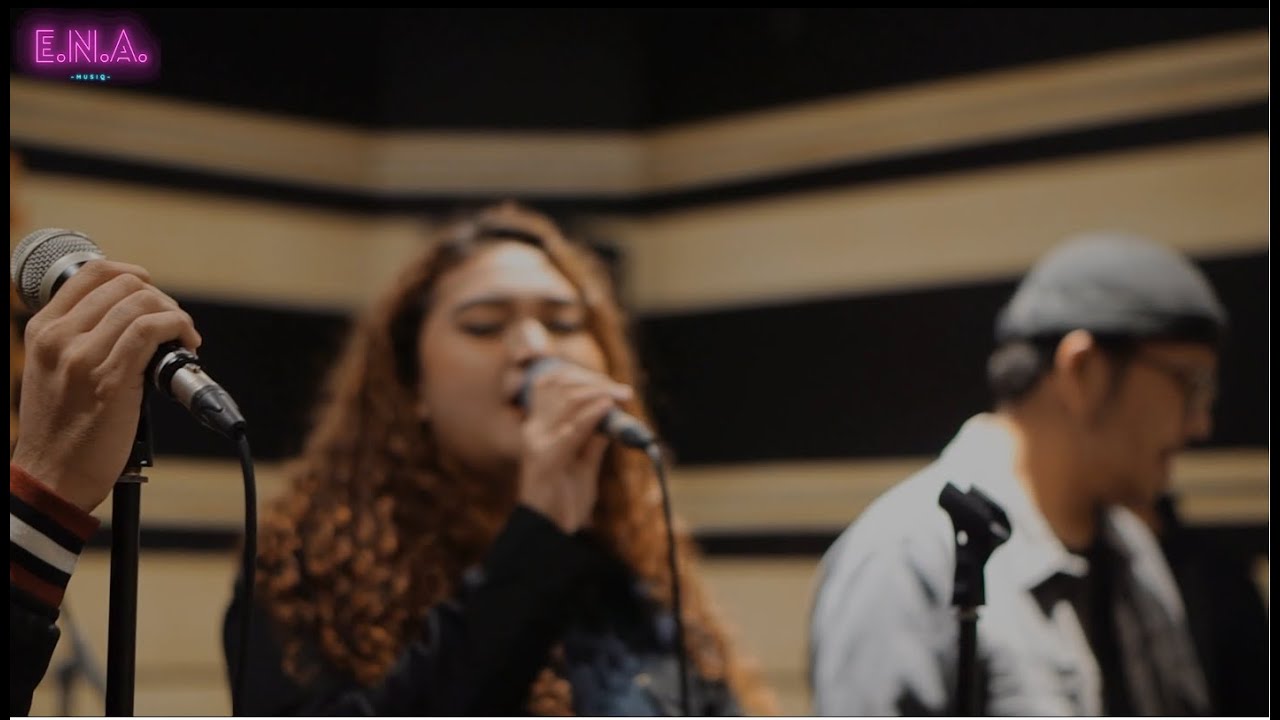 Pandangan Pertama - Officially Missing You - Kamu (Medley Cover)