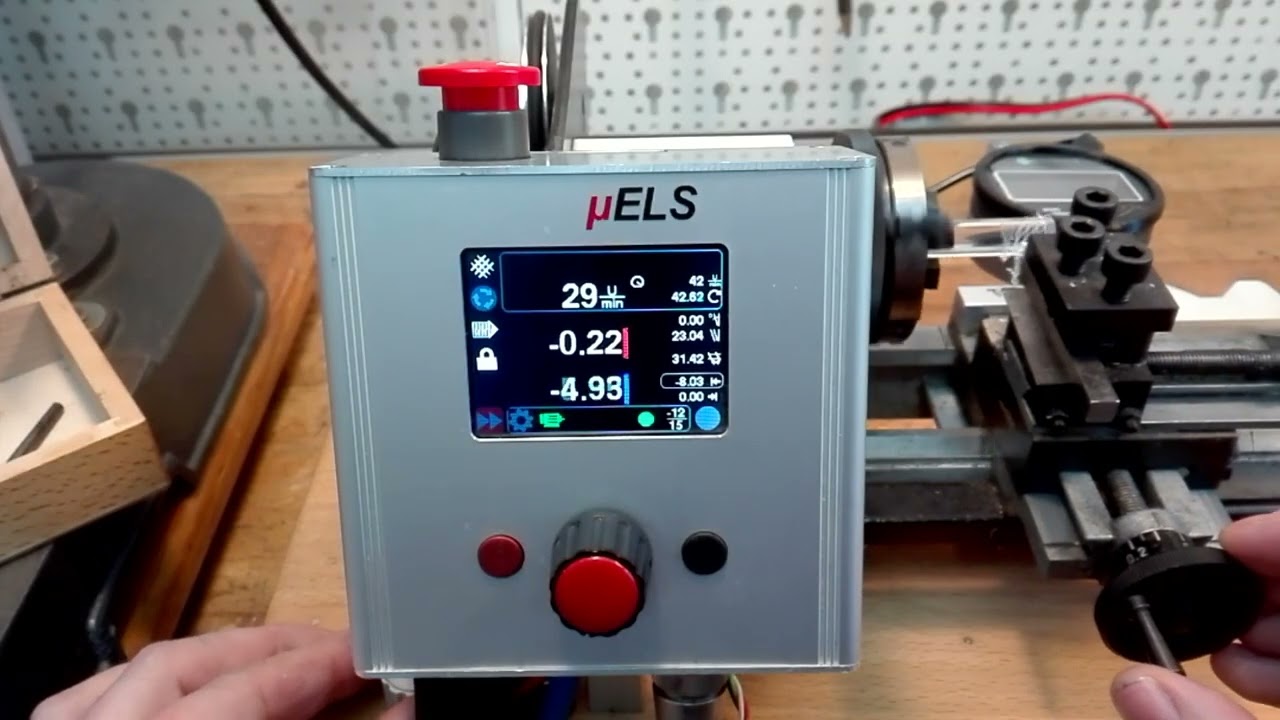 µELS: Rändelmuster auf der Emco Unimat 3