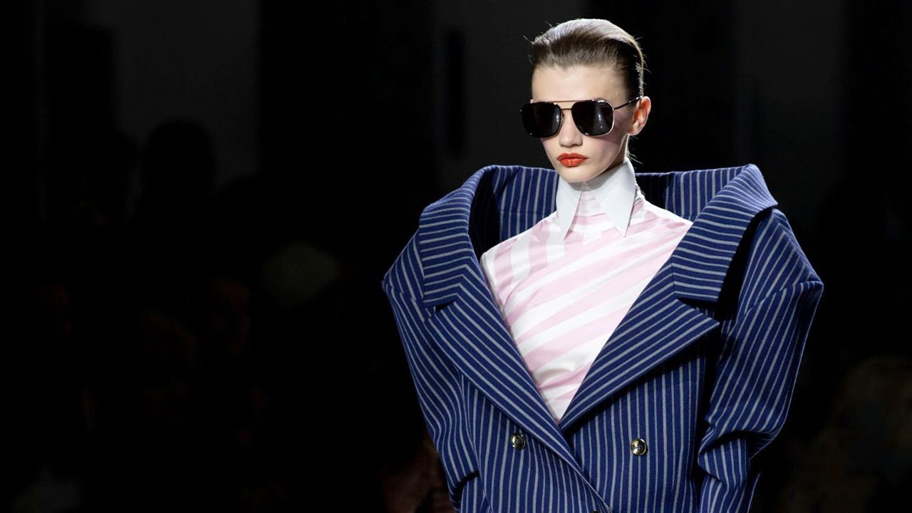 Viktor & Rolf  | Haute Couture Fall Winter 2022/2023 | Full Show