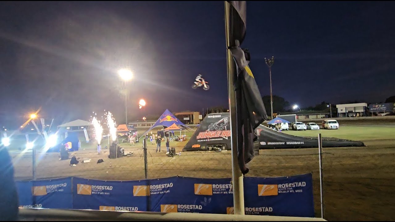 Halaal Food at Bloem Show + INSANE RedBull Motocross Stunts | Main Entrance Guide