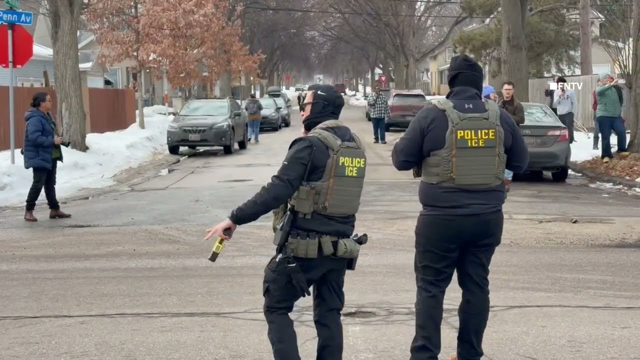 Protester Kicks ICE Body Cam as Agents Confronted in Minneapolis with Flat Tire