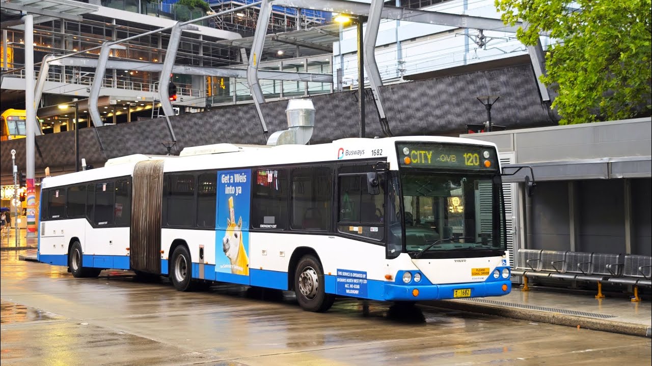 Busways Willoughby M/O 1682 - Volvo B12BLEA Custom Coaches CB60 