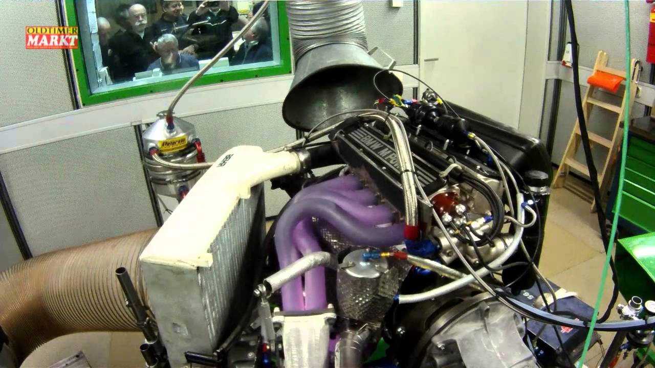 BMW Brabham BT52 Formula One 1983 -- Dyno Run with glowing headers