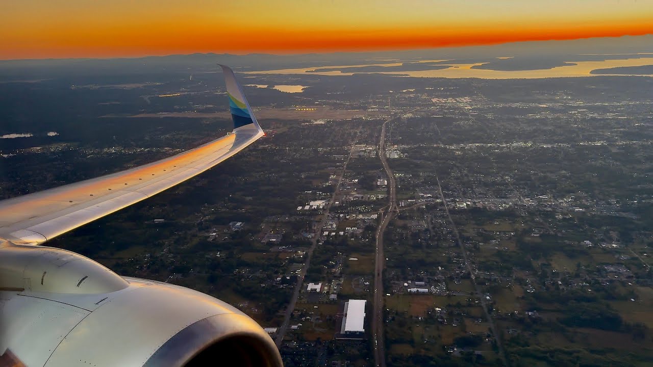 [4K] – Stunning Seattle Sunset Landing – Alaska – Boeing 737-900/ER – SEA – N277AK – SCS 1517