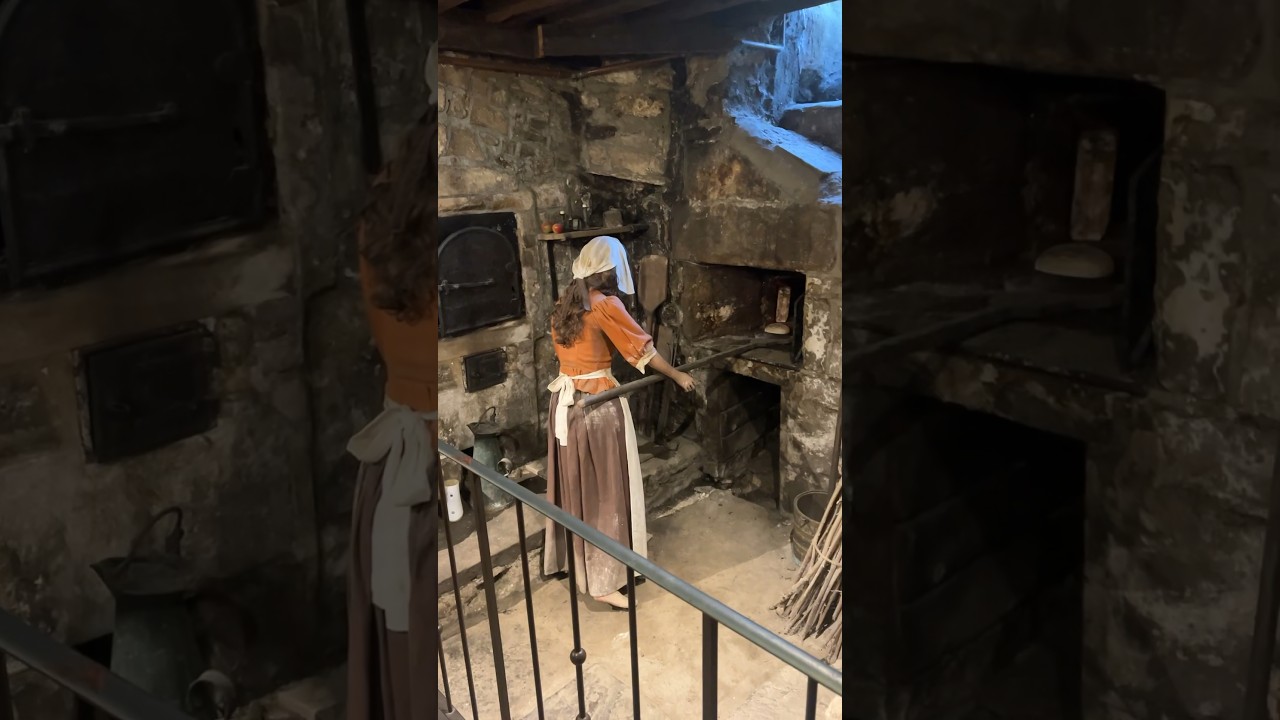 Sally Lunn's House in Bath Spa, and Buns