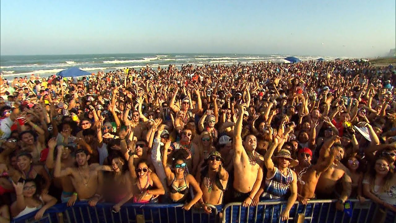 How to Have Safe Spring Break During Coronavirus Outbreak