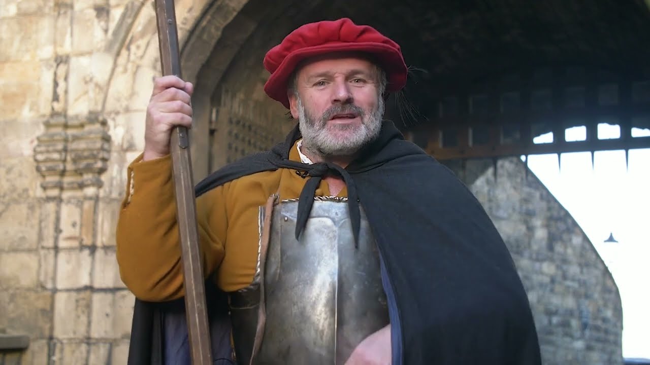 Edinburgh Castle Life: Meet the Guard