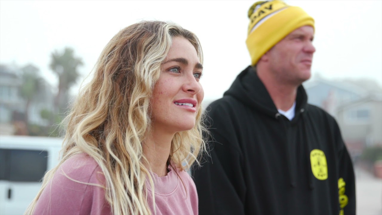 Surf Comedians Ivy Miller & Jonathan Wayne Freeman Have A Surf Date | Kook Talks Episode 2