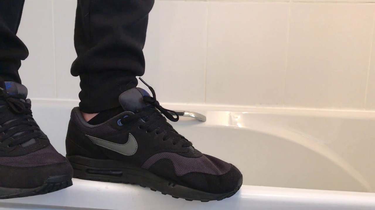 SOAK MY FIRST EVER  NIKE AIR MAX 1