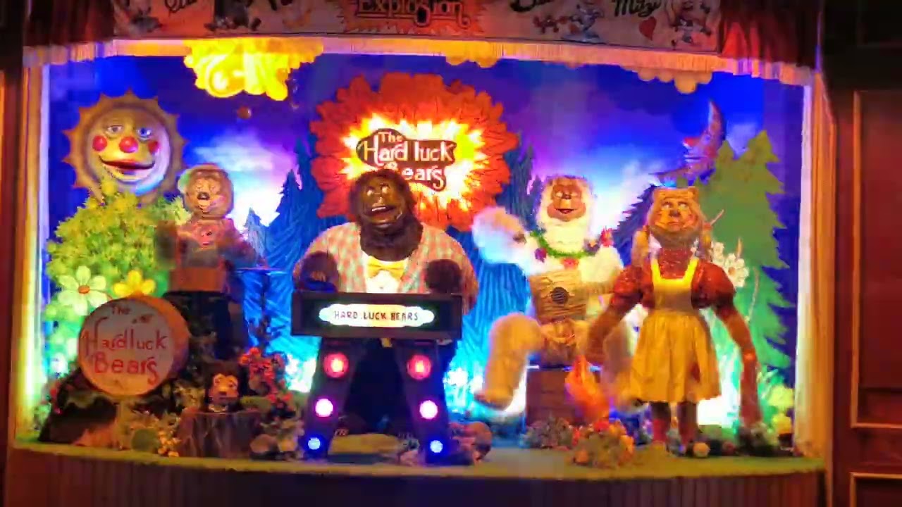 Rock-afire Explosion Reach, Party in the USA