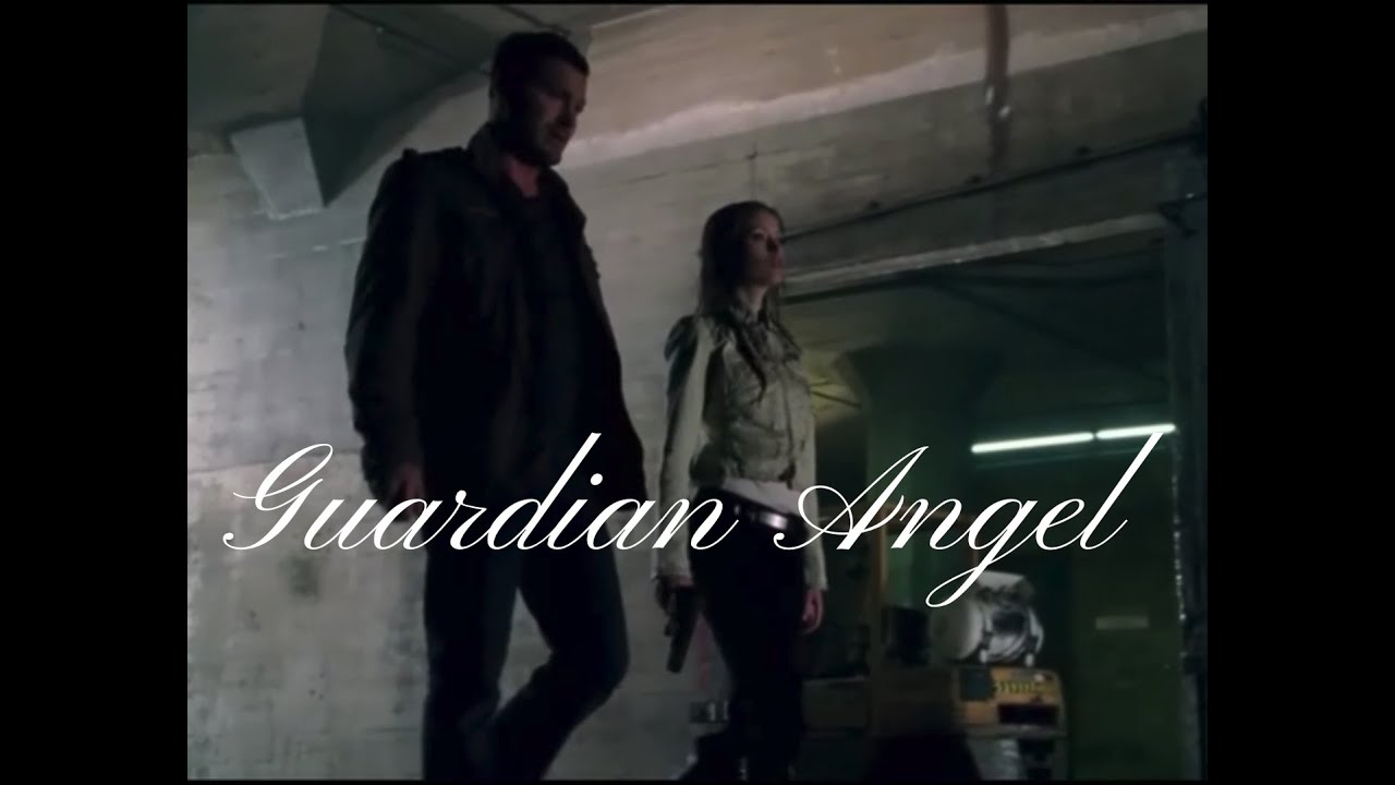 Summer Glau in musical video 