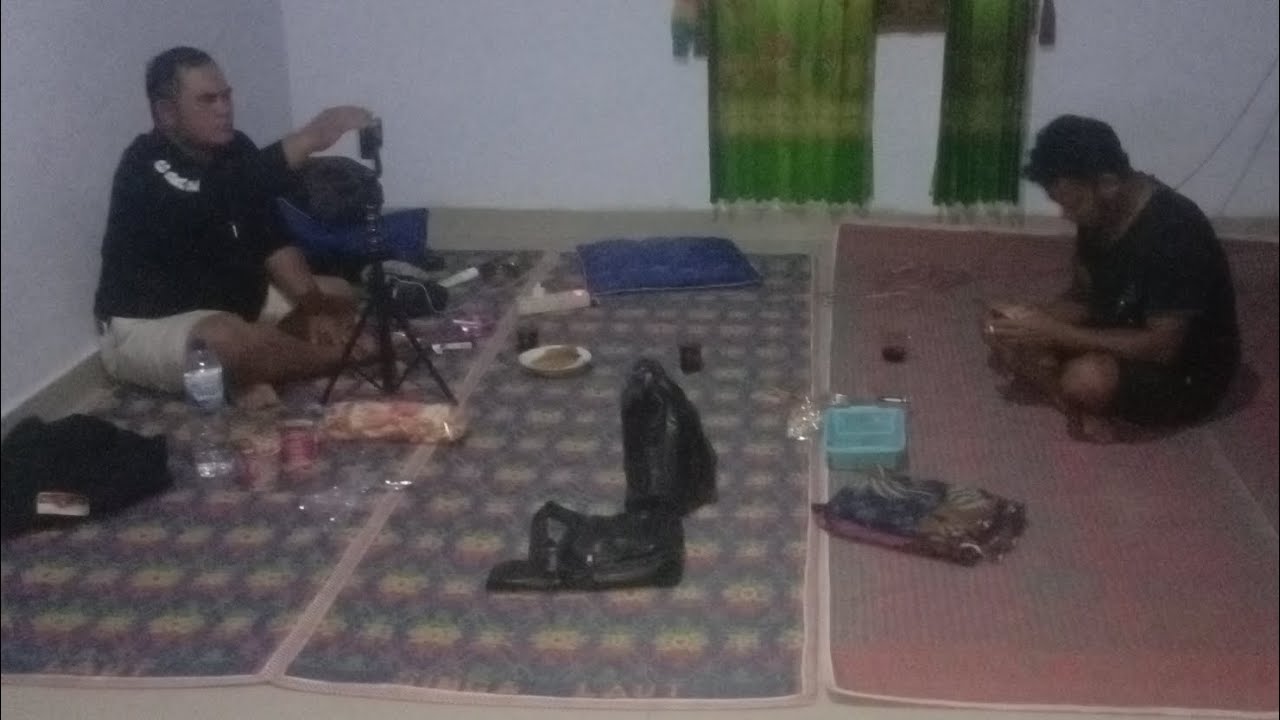 BERMALAM DI KAMPUNG TUNAGRAHITA BALONG